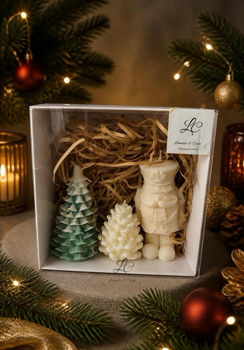 Caixa de 3 Velas Artesanais de Natal | Trio Natalício